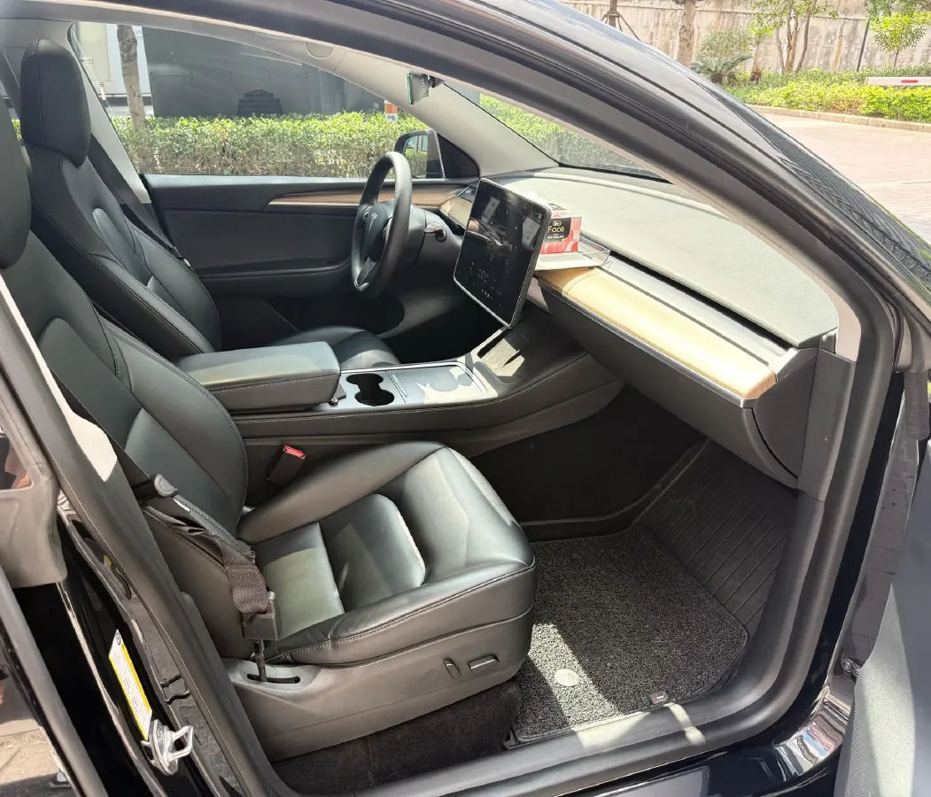 2022 Tesla Model Y BEV 60KWH,autocango,china used car exporter,china ev exporter,chinese used car exporter,chinese used ev exporter