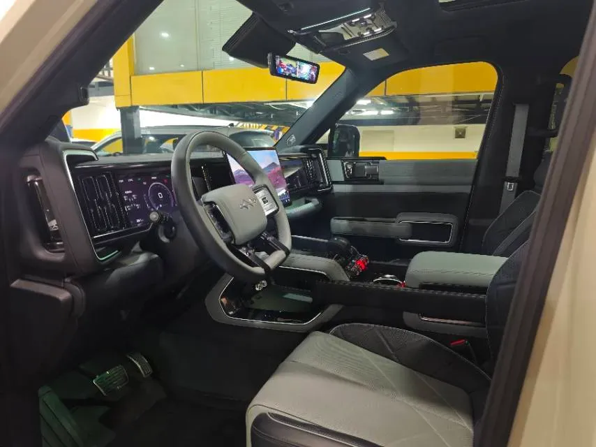 2023 FangChengBao Bao 5 1.5T 194HP L4 E-CVT PHEV 31.8KWH,autocango,china used car exporter,china ev exporter,chinese used car exporter,chinese used ev exporter