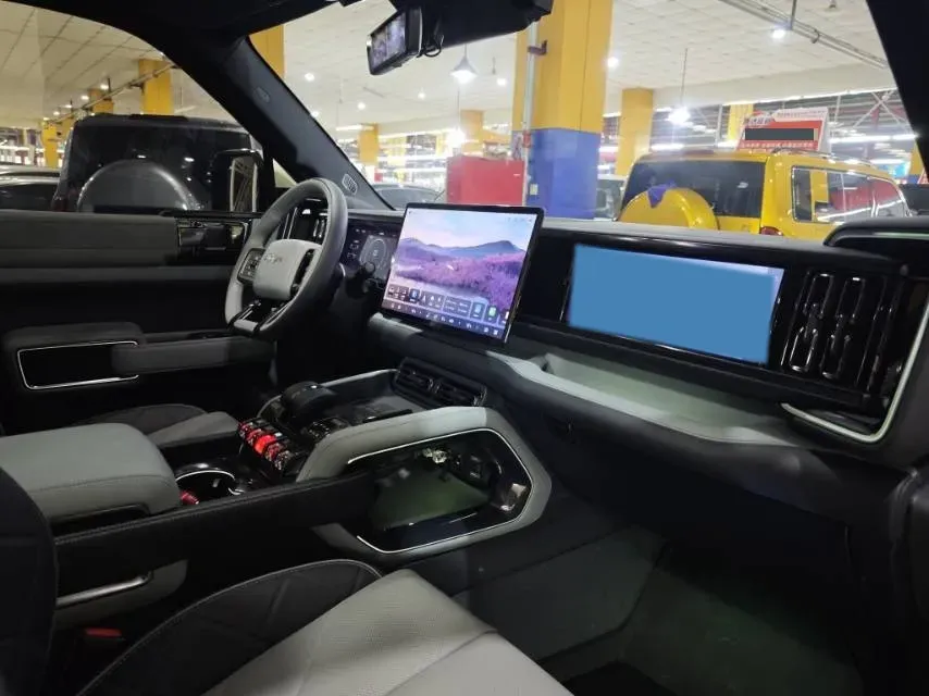 2023 FangChengBao Bao 5 1.5T 194HP L4 E-CVT PHEV 31.8KWH,autocango,china used car exporter,china ev exporter,chinese used car exporter,chinese used ev exporter