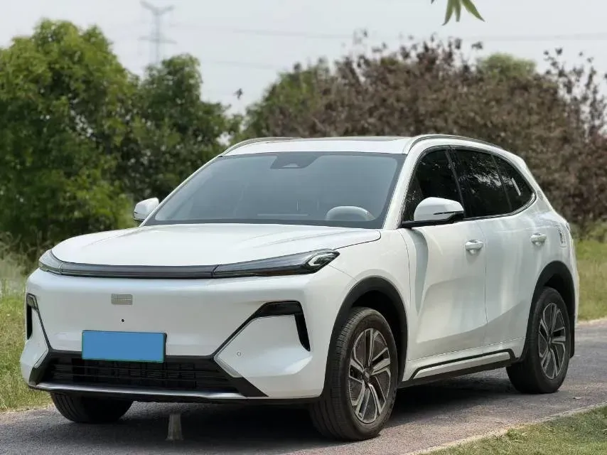 2025 LanDian E5 PLUS 1.5L 95HP L4 E-CVT PHEV 25KWH,autocango,china used car exporter,china ev exporter,chinese used car exporter,chinese used ev exporter