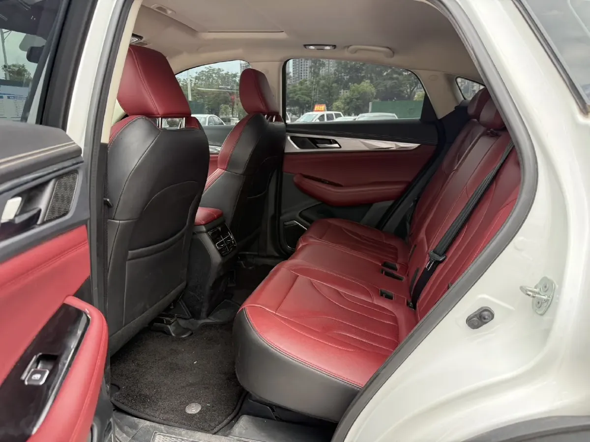 2021 ChangAn CS85 Coupe 1.5T 178HP L4 7DCT,autocango,china used car exporter,china ev exporter,chinese used car exporter,chinese used ev exporter