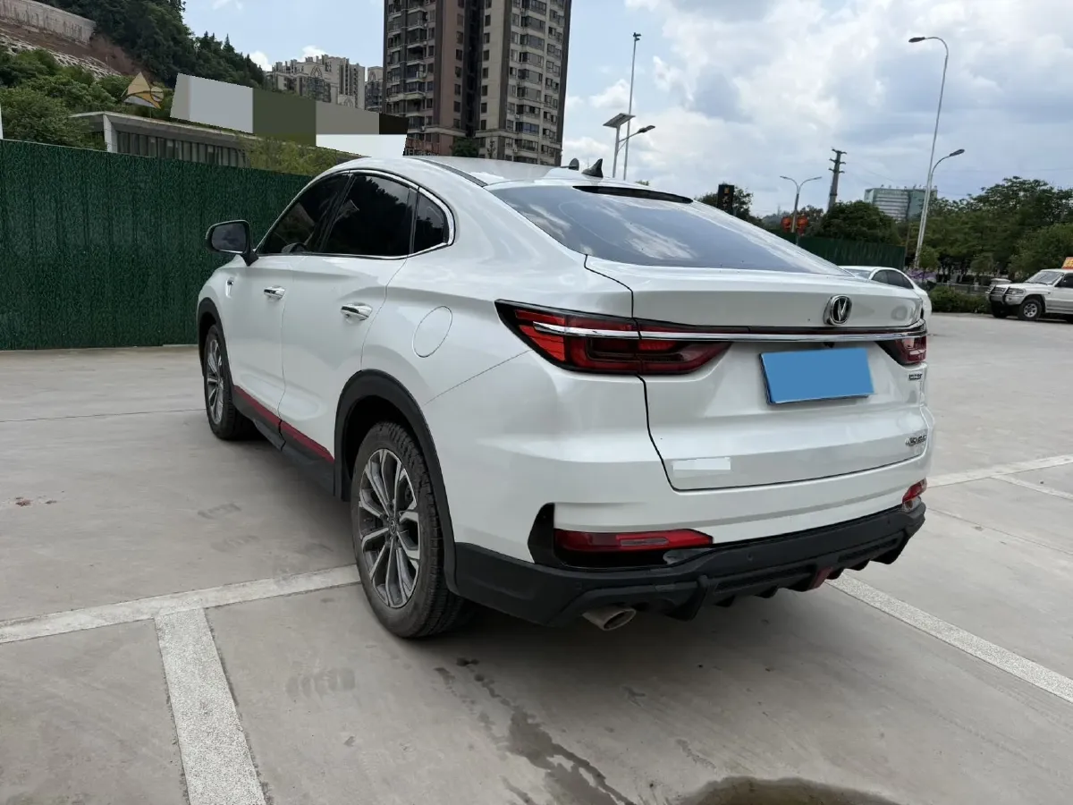 2021 ChangAn CS85 Coupe 1.5T 178HP L4 7DCT,autocango,china used car exporter,china ev exporter,chinese used car exporter,chinese used ev exporter
