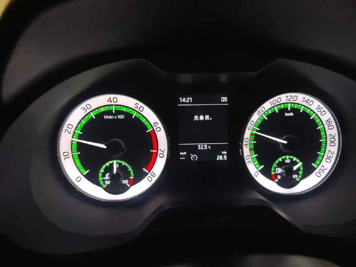 2018 Skoda Octavia 1.4T 150HP L4 7DCT,autocango,china used car exporter,china ev exporter,chinese used car exporter,chinese used ev exporter