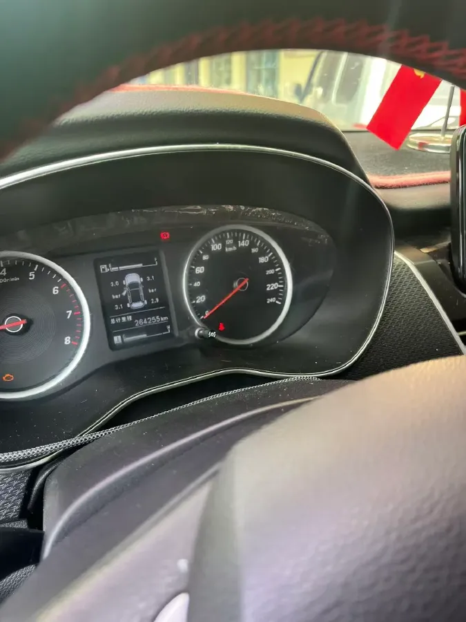 2019 BaoJun 730 1.5L 112HP L4 6MT,autocango,china used car exporter,china ev exporter,chinese used car exporter,chinese used ev exporter