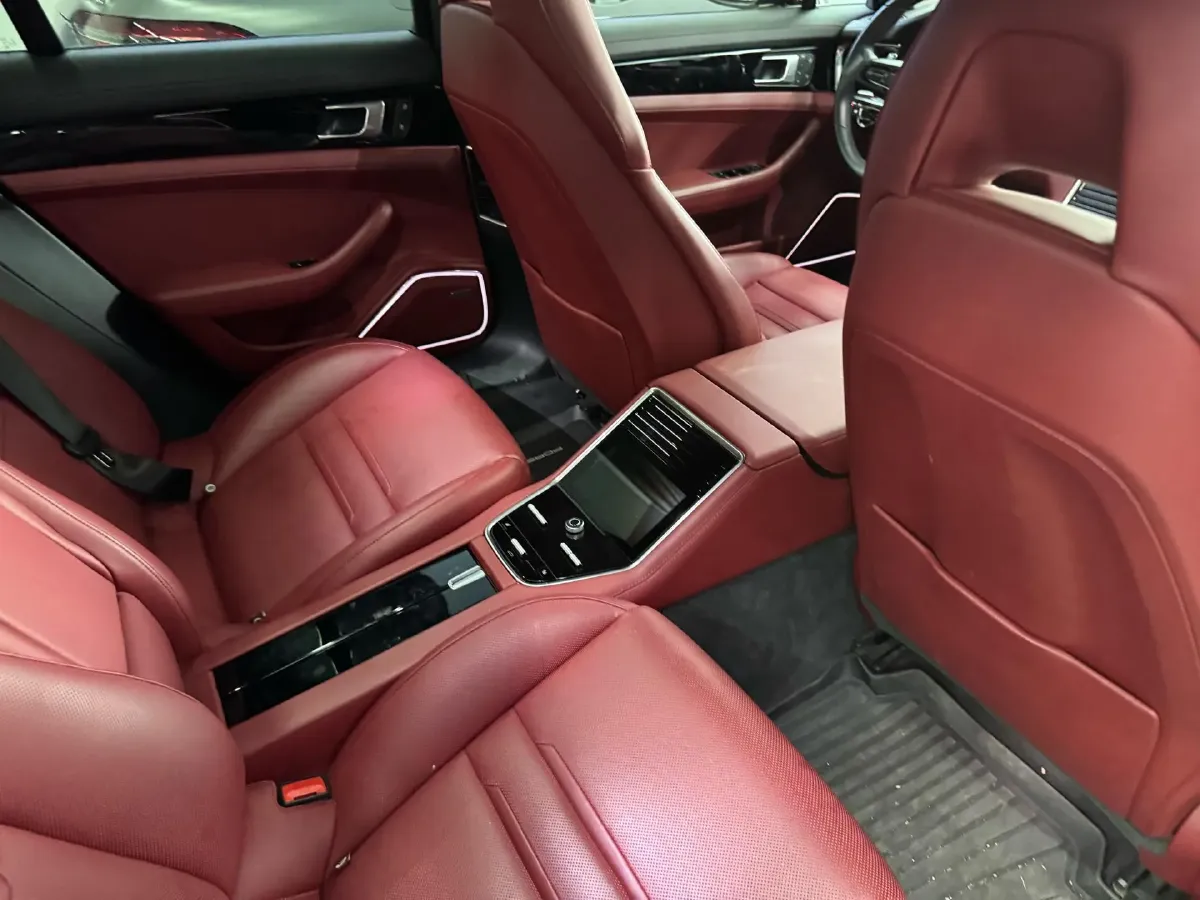 2023 Porsche Panamera 2.9T 330HP V6 8DCT,autocango,china used car exporter,china ev exporter,chinese used car exporter,chinese used ev exporter