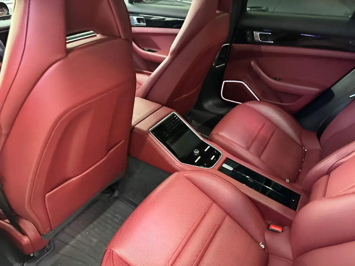 2023 Porsche Panamera 2.9T 330HP V6 8DCT,autocango,china used car exporter,china ev exporter,chinese used car exporter,chinese used ev exporter
