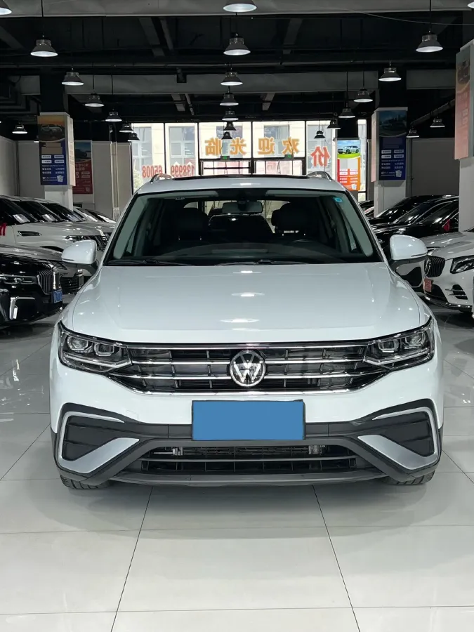 2023 Volkswagen Tiguan L 1.5T 160HP L4 7DCT,autocango,china used car exporter,china ev exporter,chinese used car exporter,chinese used ev exporter