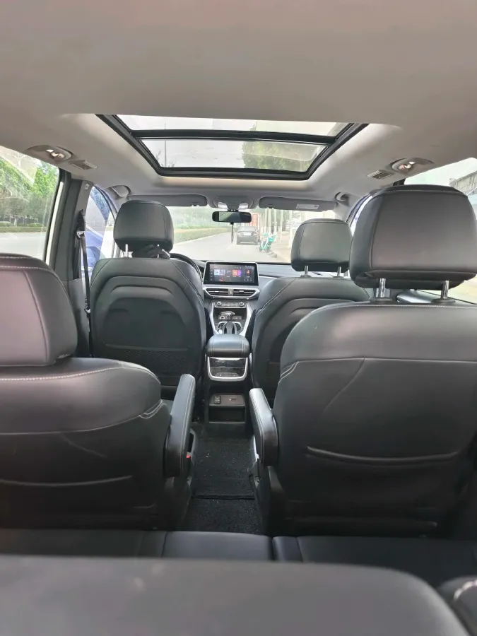2019 MAXUS G50 1.5T 169HP L4 7DCT,autocango,china used car exporter,china ev exporter,chinese used car exporter,chinese used ev exporter