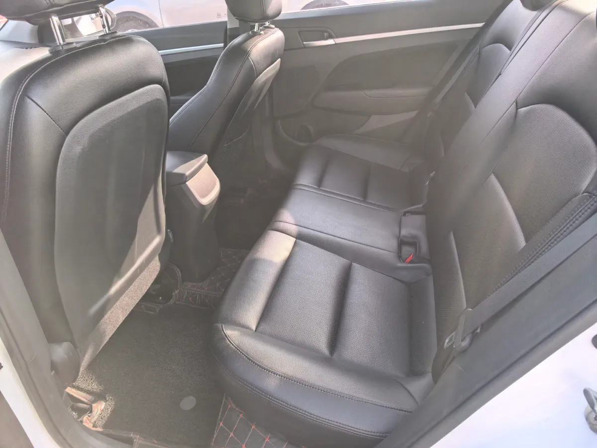 2016 Hyundai Elantra 1.6L 130HP L4 6AT,autocango,china used car exporter,china ev exporter,chinese used car exporter,chinese used ev exporter