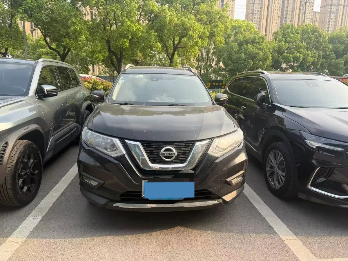 2019 Nissan X-Trail 2.0L 154HP L4 CVT,autocango,china used car exporter,china ev exporter,chinese used car exporter,chinese used ev exporter