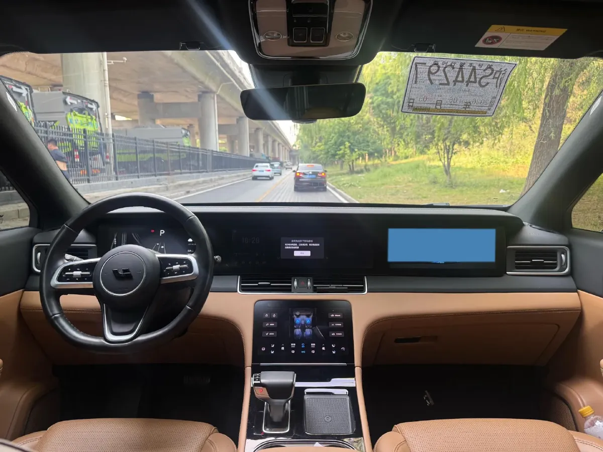 2021 Li ONE Range Extended 131HP REEV 40.5KWH,autocango,china used car exporter,china ev exporter,chinese used car exporter,chinese used ev exporter