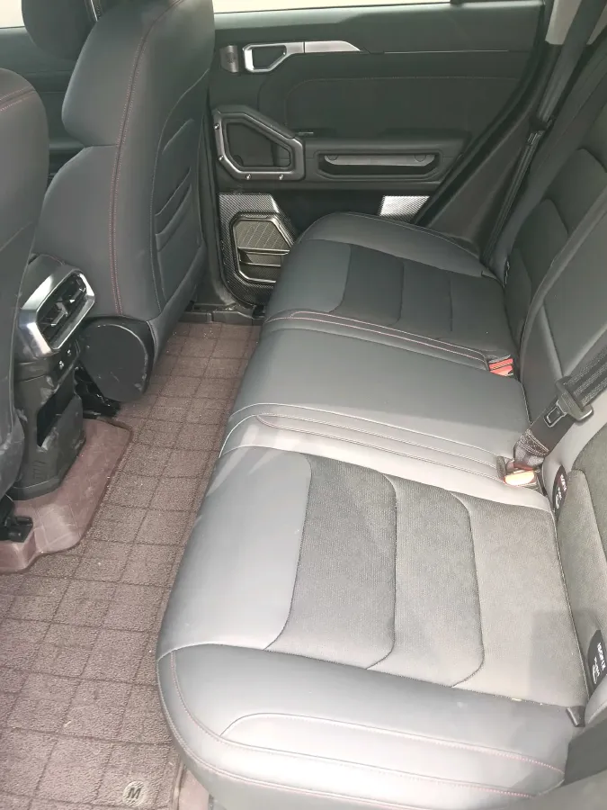 2024 Jetour ShanHai TravellerC-DM 1.5T 156HP L4 3DHT PHEV 43.24KWH,autocango,china used car exporter,china ev exporter,chinese used car exporter,chinese used ev exporter