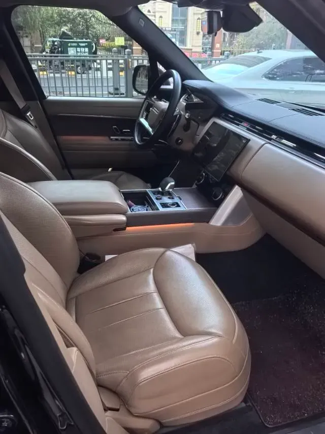 2024 Land Rover Range Rover 3.0T 400HP L6 8AT,autocango,china used car exporter,china ev exporter,chinese used car exporter,chinese used ev exporter