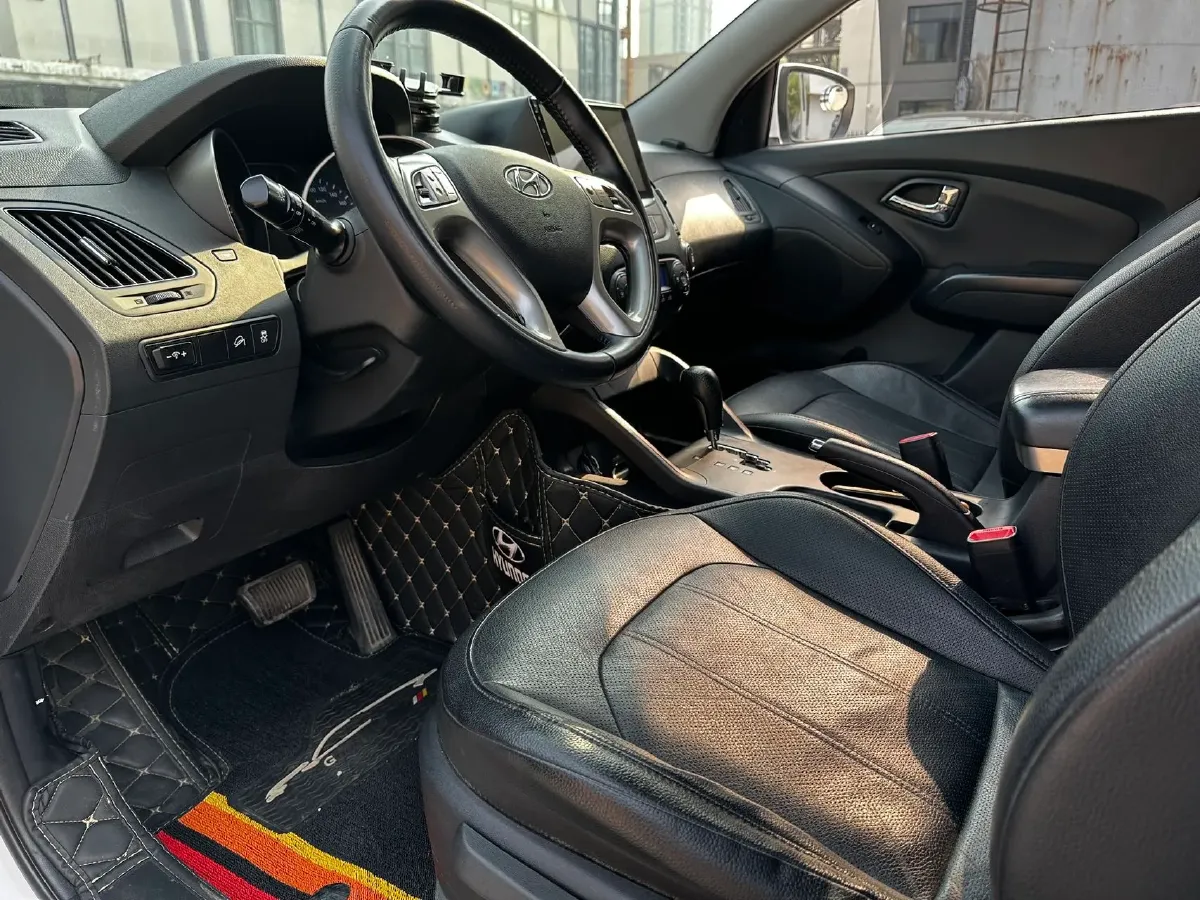 2015 Hyundai ix35 2.0L 160HP L4 6AT,autocango,china used car exporter,china ev exporter,chinese used car exporter,chinese used ev exporter