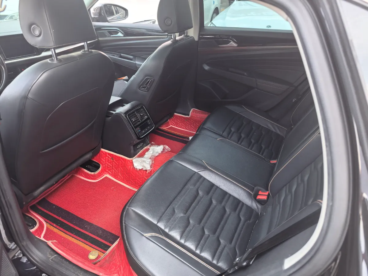 2019 Skoda Kodiak 2.0T 186HP L4 7DCT,autocango,china used car exporter,china ev exporter,chinese used car exporter,chinese used ev exporter