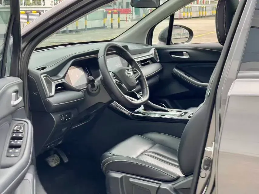 2022 GAC Trumpchi GS4 1.5T 169HP L4 6AT,autocango,china used car exporter,china ev exporter,chinese used car exporter,chinese used ev exporter