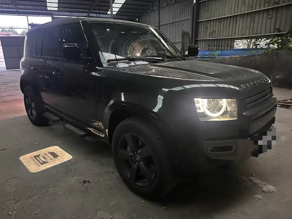 2024 Land Rover Defender 3.0T 400HP L6 8AT,autocango,china used car exporter,china ev exporter,chinese used car exporter,chinese used ev exporter