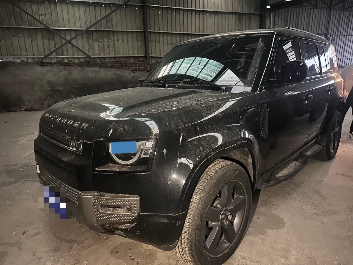 2024 Land Rover Defender 3.0T 400HP L6 8AT,autocango,china used car exporter,china ev exporter,chinese used car exporter,chinese used ev exporter