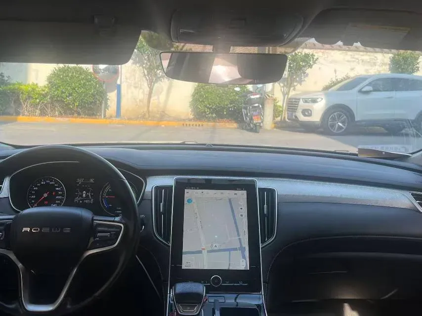 2021 Roewe i6 MAX 1.5T 169HP L4 AMT PHEV,autocango,china used car exporter,china ev exporter,chinese used car exporter,chinese used ev exporter