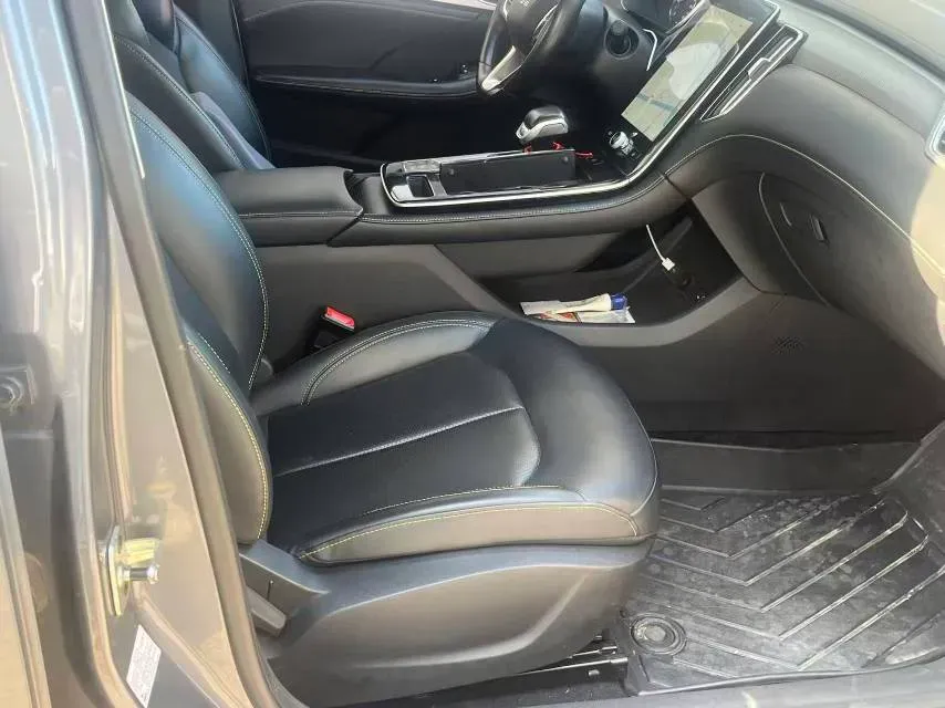 2021 Roewe i6 MAX 1.5T 169HP L4 AMT PHEV,autocango,china used car exporter,china ev exporter,chinese used car exporter,chinese used ev exporter