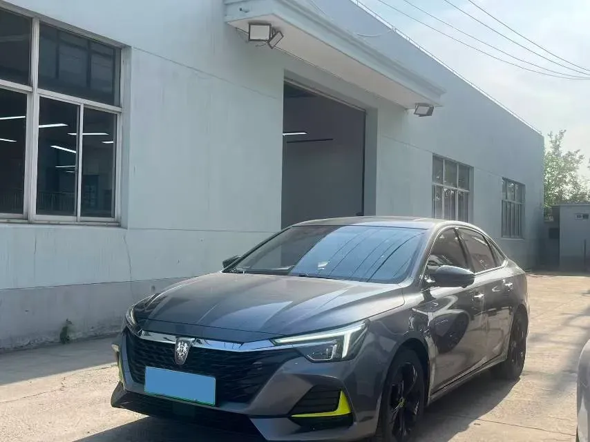2021 Roewe i6 MAX 1.5T 169HP L4 AMT PHEV,autocango,china used car exporter,china ev exporter,chinese used car exporter,chinese used ev exporter