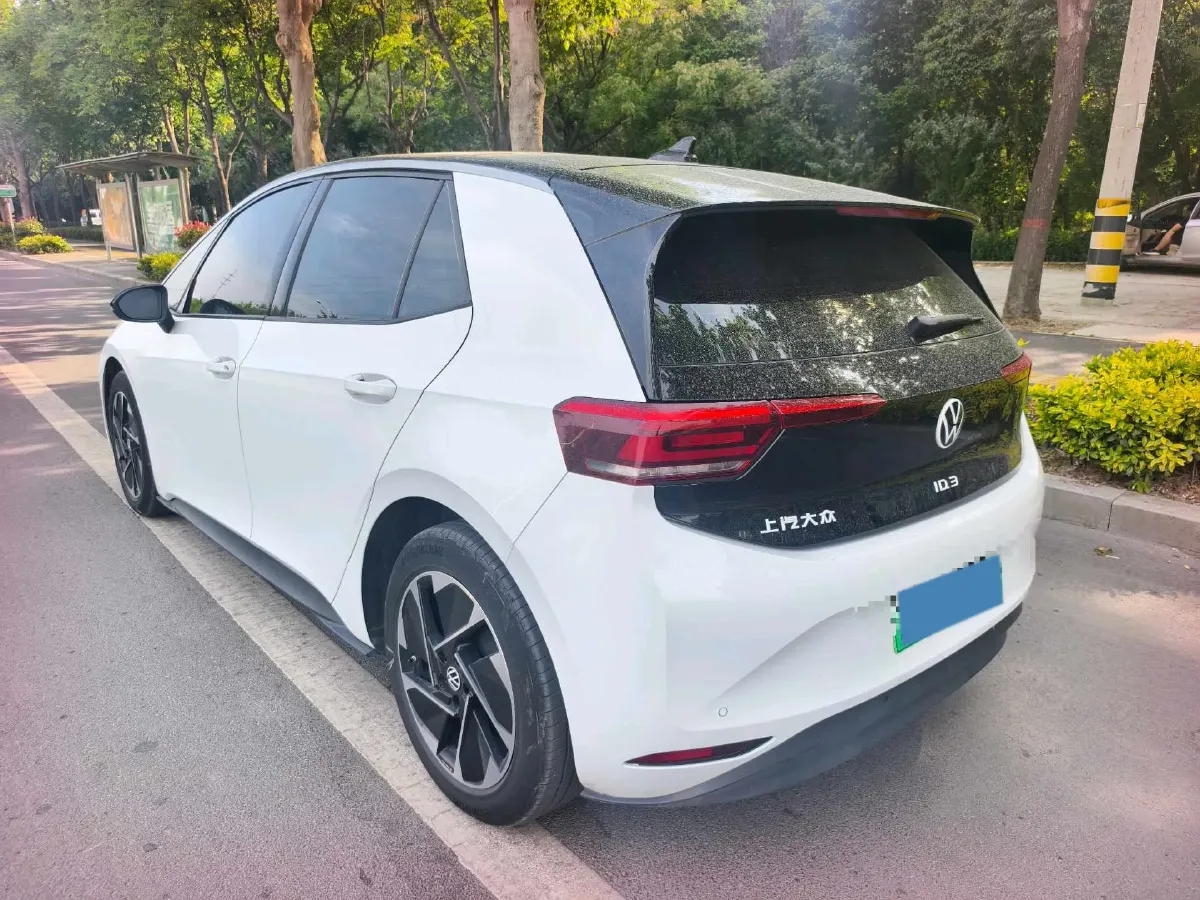 2025 Volkswagen ID.3 BEV 52.8KWH,autocango,china used car exporter,china ev exporter,chinese used car exporter,chinese used ev exporter