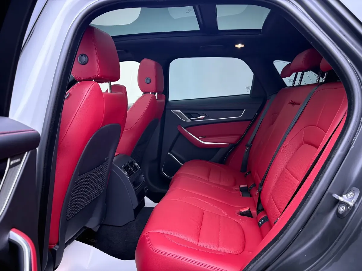 2023 Jaguar F-PACE 2.0T 250HP L4 8AT,autocango,china used car exporter,china ev exporter,chinese used car exporter,chinese used ev exporter
