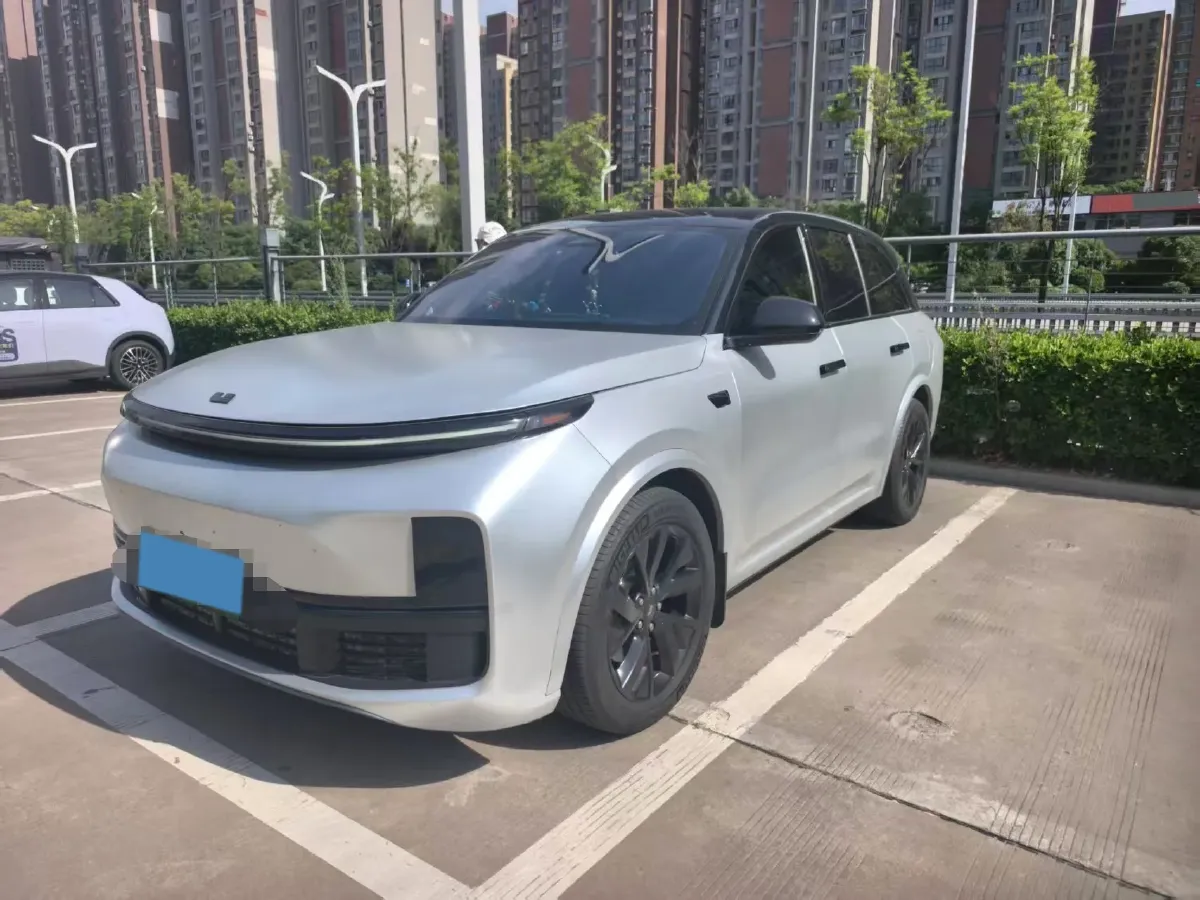 2023 Li L8 Range Extended 154HP REEV 40.9KWH,autocango,china used car exporter,china ev exporter,chinese used car exporter,chinese used ev exporter
