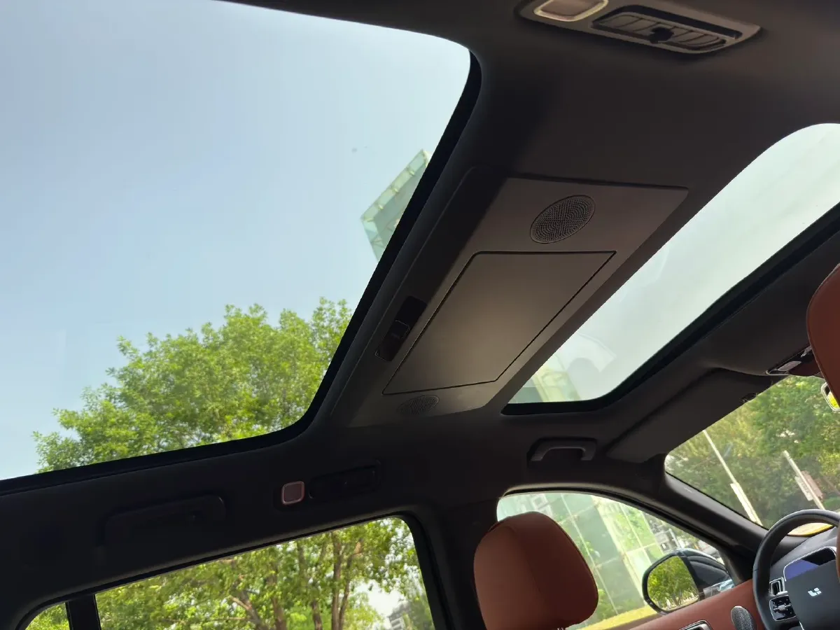 2024 Li L9 Range Extended 154HP REEV 52.3KWH,autocango,china used car exporter,china ev exporter,chinese used car exporter,chinese used ev exporter
