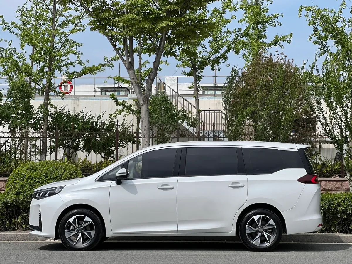2023 GAC Trumpchi M6 1.5T 177HP L4 7DCT,autocango,china used car exporter,china ev exporter,chinese used car exporter,chinese used ev exporter