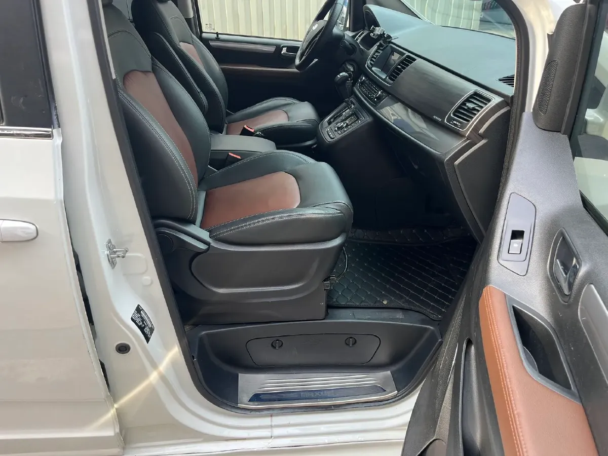 2018 MAXUS G10 2.0T 224HP L4 6AT,autocango,china used car exporter,china ev exporter,chinese used car exporter,chinese used ev exporter