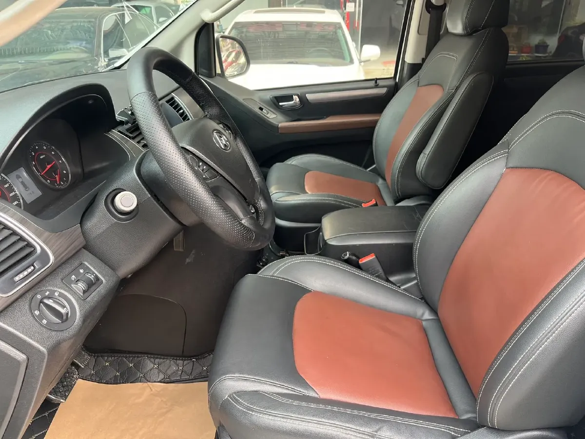 2018 MAXUS G10 2.0T 224HP L4 6AT,autocango,china used car exporter,china ev exporter,chinese used car exporter,chinese used ev exporter