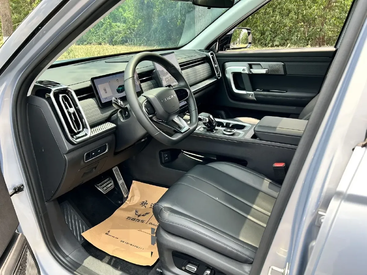 2023 Chery Exploration 06 1.6T 197HP L4 7DCT,autocango,china used car exporter,china ev exporter,chinese used car exporter,chinese used ev exporter