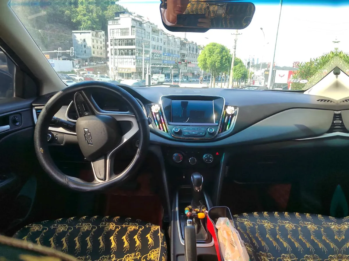 2019 Chevrolet Monza 1.0T 125HP L3 6DCT,autocango,china used car exporter,china ev exporter,chinese used car exporter,chinese used ev exporter