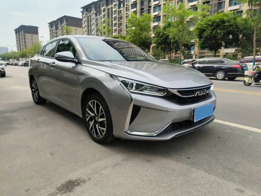 2020 DongFeng Aeolus YiXuan 1.5T 150HP L4 6DCT,autocango,china used car exporter,china ev exporter,chinese used car exporter,chinese used ev exporter