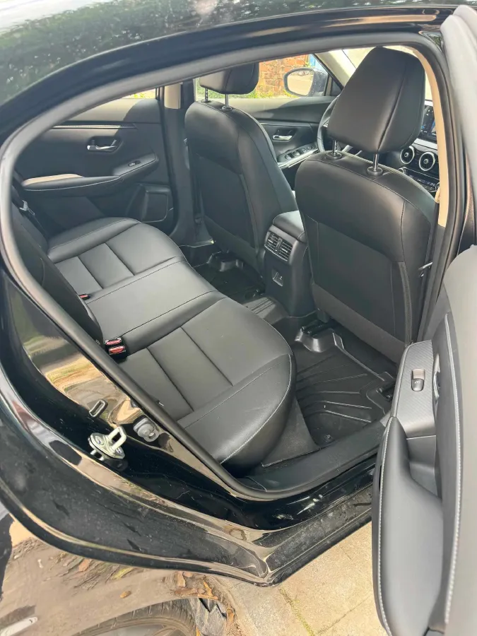 2023 Nissan Sylphy 1.6L 135HP L4 CVT,autocango,china used car exporter,china ev exporter,chinese used car exporter,chinese used ev exporter