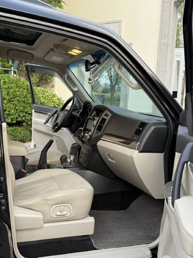 2017 Honda Jade 1.8L 141HP L4 5AT,autocango,china used car exporter,china ev exporter,chinese used car exporter,chinese used ev exporter