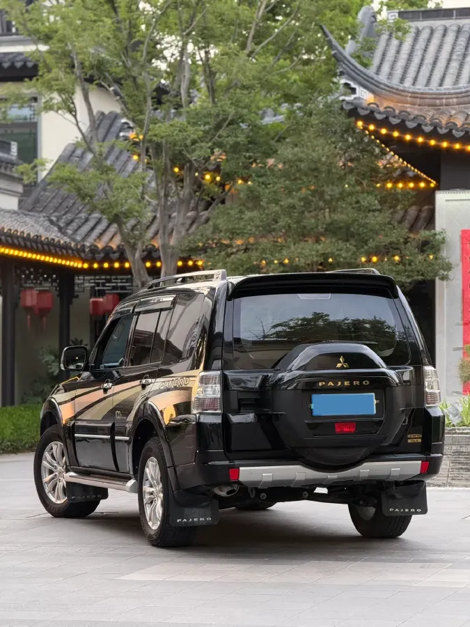 2017 Honda Jade 1.8L 141HP L4 5AT,autocango,china used car exporter,china ev exporter,chinese used car exporter,chinese used ev exporter