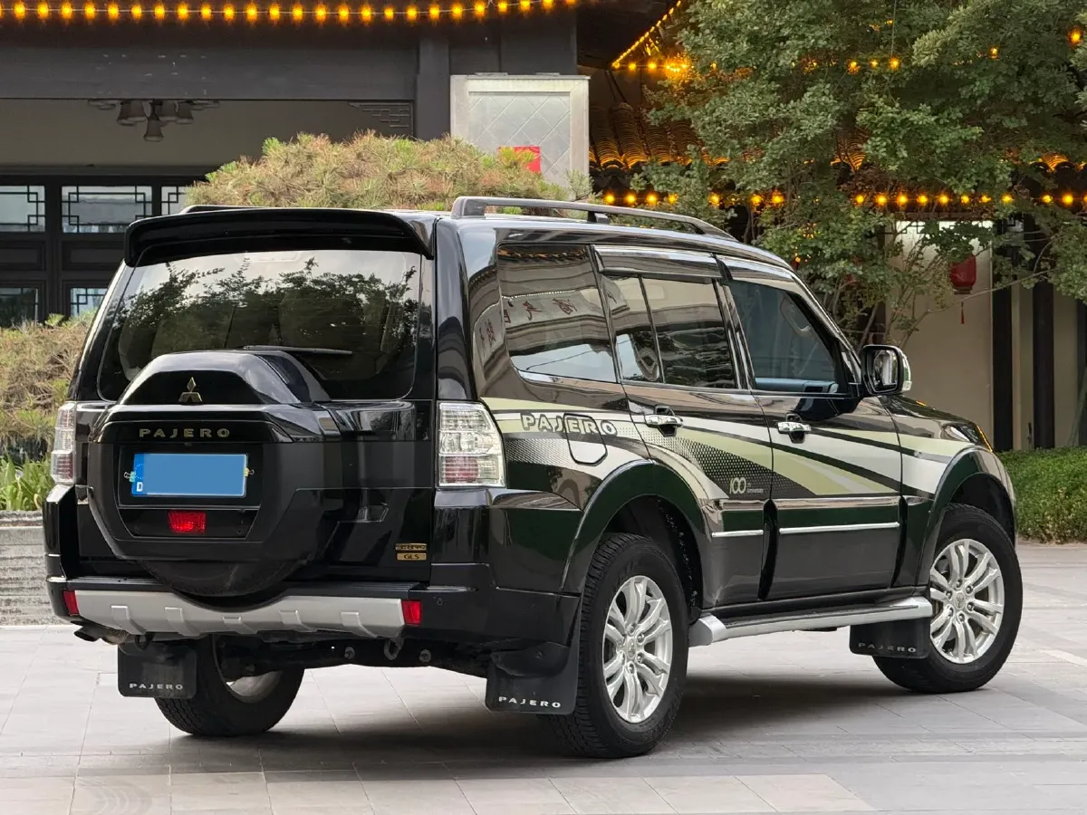 2017 Honda Jade 1.8L 141HP L4 5AT,autocango,china used car exporter,china ev exporter,chinese used car exporter,chinese used ev exporter