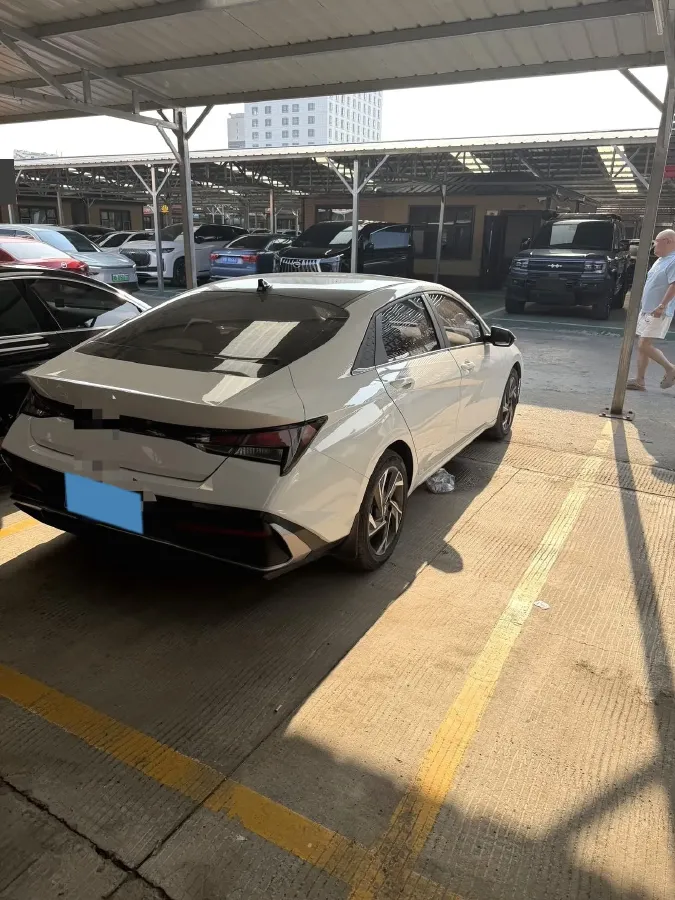2023 Hyundai Elantra 1.5L 115HP L4 CVT,autocango,china used car exporter,china ev exporter,chinese used car exporter,chinese used ev exporter