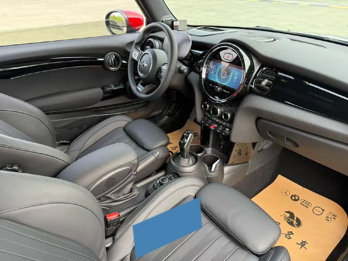 2023 MINI JCW 2.0T 231HP L4 8AT,autocango,china used car exporter,china ev exporter,chinese used car exporter,chinese used ev exporter