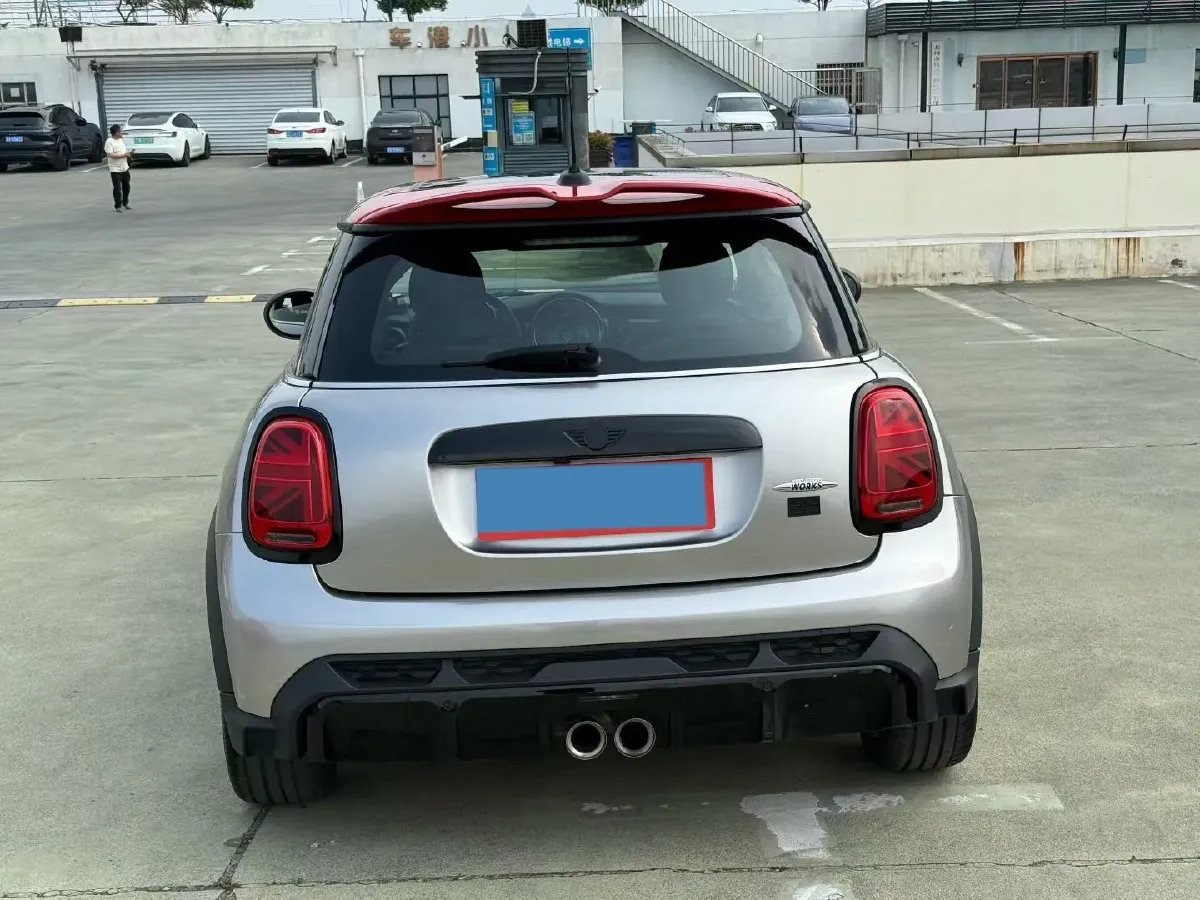 2023 MINI JCW 2.0T 231HP L4 8AT,autocango,china used car exporter,china ev exporter,chinese used car exporter,chinese used ev exporter