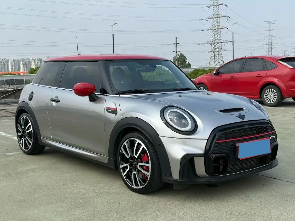 2023 MINI JCW 2.0T 231HP L4 8AT,autocango,china used car exporter,china ev exporter,chinese used car exporter,chinese used ev exporter