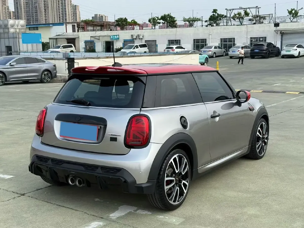 2023 MINI JCW 2.0T 231HP L4 8AT,autocango,china used car exporter,china ev exporter,chinese used car exporter,chinese used ev exporter