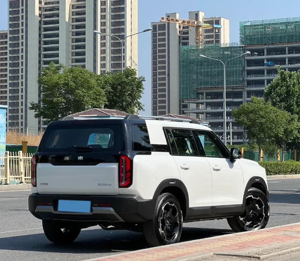 2024 Beijing BJ30 1.5T 158HP L4 2DHT Hybrid,autocango,china used car exporter,china ev exporter,chinese used car exporter,chinese used ev exporter