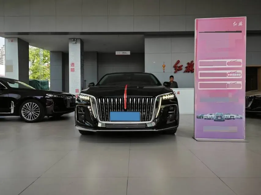 2023 HongQi H5 2.0T 224HP L4 8AT,autocango,china used car exporter,china ev exporter,chinese used car exporter,chinese used ev exporter