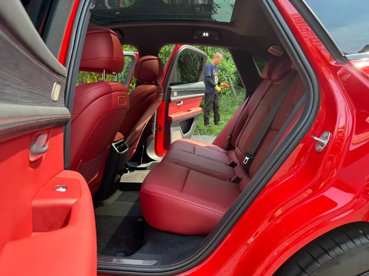 2025 AITO AITO M5 1.5T 152HP L4 REEV 42KWH,autocango,china used car exporter,china ev exporter,chinese used car exporter,chinese used ev exporter
