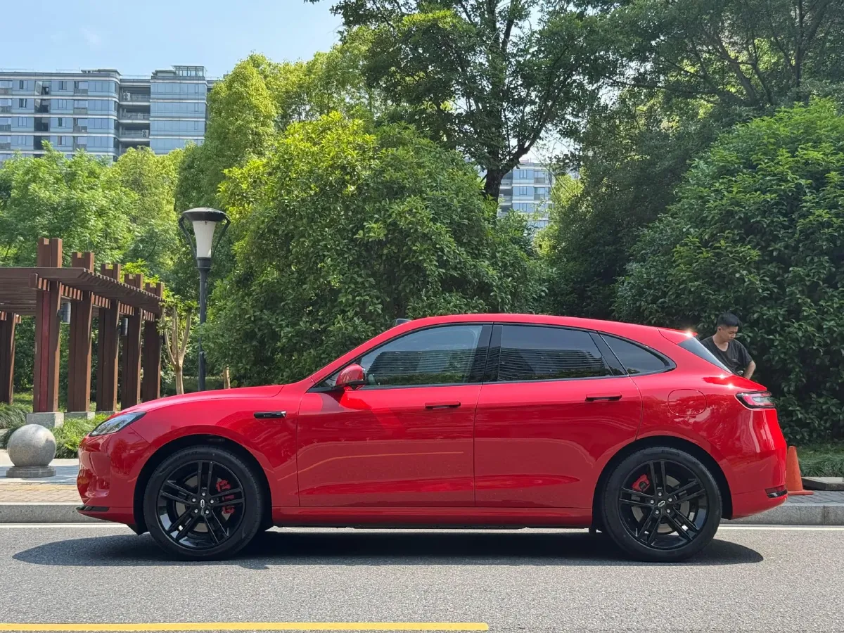 2025 AITO AITO M5 1.5T 152HP L4 REEV 42KWH,autocango,china used car exporter,china ev exporter,chinese used car exporter,chinese used ev exporter