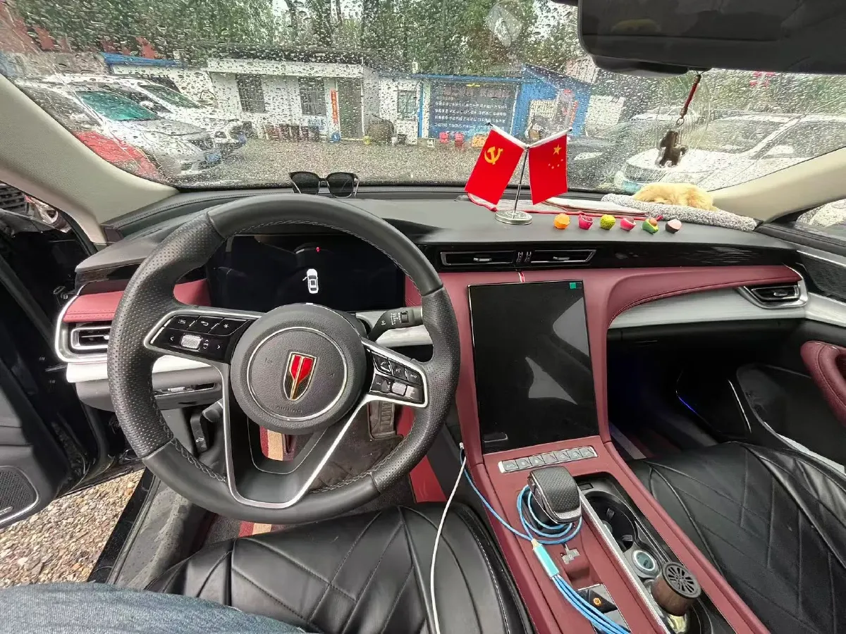 2025 HongQi H5 2.0T 224HP L4 8AT,autocango,china used car exporter,china ev exporter,chinese used car exporter,chinese used ev exporter