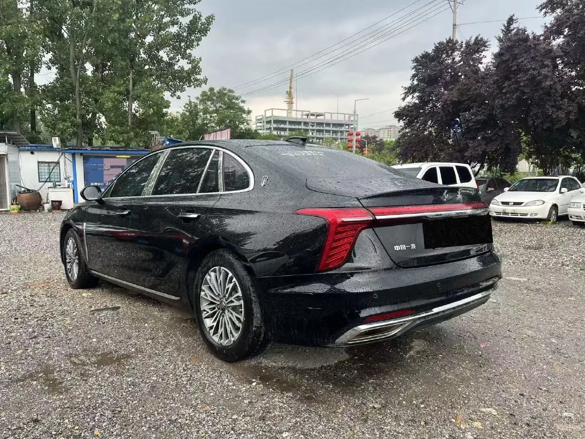 2025 HongQi H5 2.0T 224HP L4 8AT,autocango,china used car exporter,china ev exporter,chinese used car exporter,chinese used ev exporter